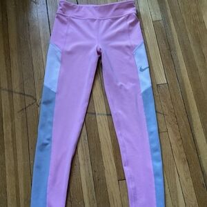 Sporty Nike Dri-Fit Ladies Medium (23-26) Solid Pink Tight-Fit Leggings,Poly